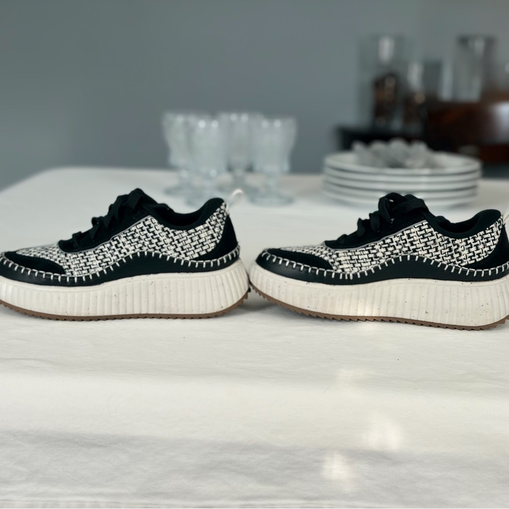 Designer Inspired Platform Sneakers - Picture 5 of 8